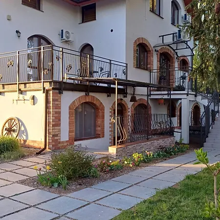 Gosciniec Twoje Mazury Nad Jeziorem Sniardwy Tuz Obok Plazy 4* 新古提